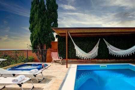 Gocce Villas - Villa De Flores Country Style Villa With Pool Massa Lubrense Exterior foto
